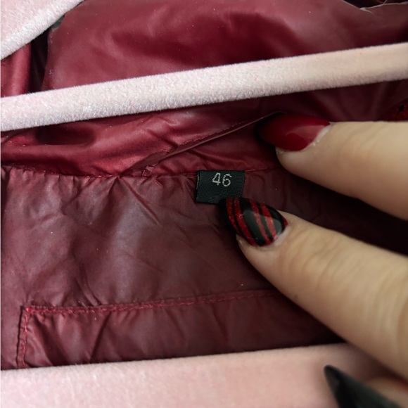 Women's Red Junge Down Filled Puffer Jacket PTP 23.5” - Picture 7 of 7